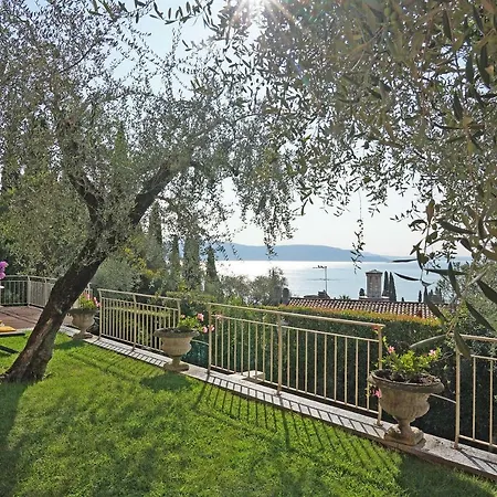 Chiara Villa *